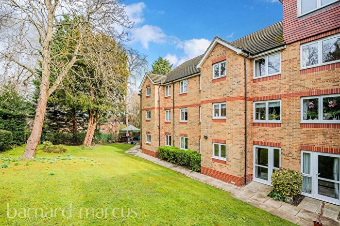 2 Bedroom Retirement Property For Sale In South Street, Epsom, KT18