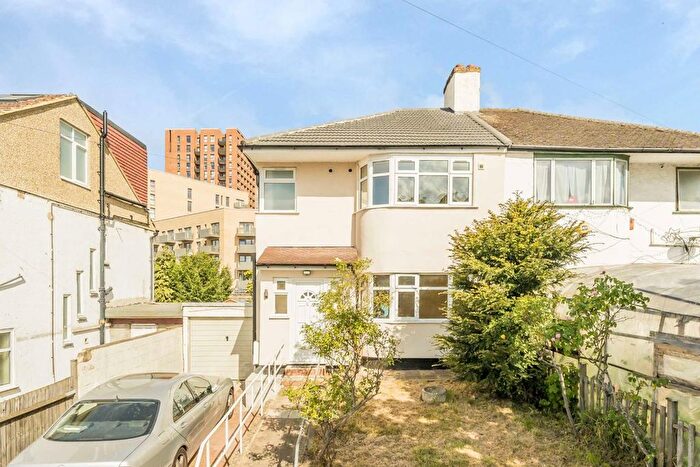 3 Bedroom Semi Detached House To Rent In Cool Oak Lane, London, NW9