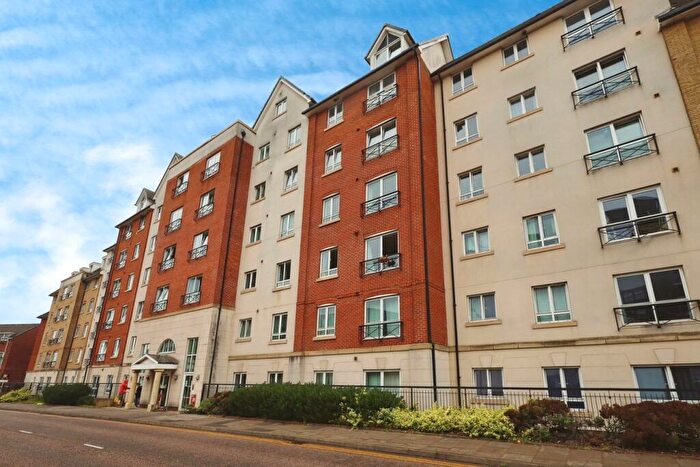 2 Bedroom Apartment For Sale In Broad Street, Northampton, NN1