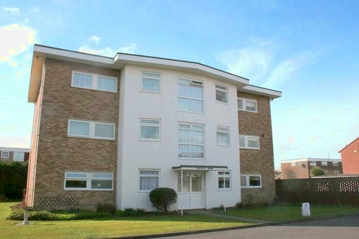 2 Bedroom Apartment To Rent In Coppets Wood, Fontwell Close, Rustington, Littlehampton, BN16
