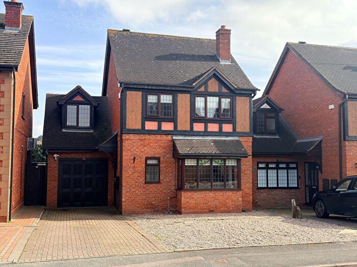 3 Bedroom Detached House For Sale In Shrubbery Close, Sutton Coldfield, B76