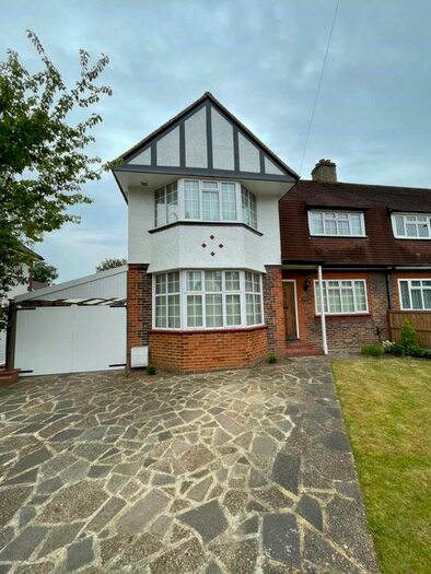 3 Bedroom Semi-Detached House To Rent In Reigate Road, Epsom, KT17