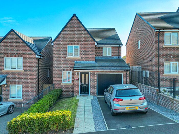 3 Bedroom Detached House For Sale In Maple Road, Blaydon-On-Tyne, NE21