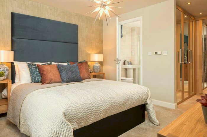 4 Bedroom Detached House For Sale In Morgan Gate, Abingdon, Oxfordshire, OX14