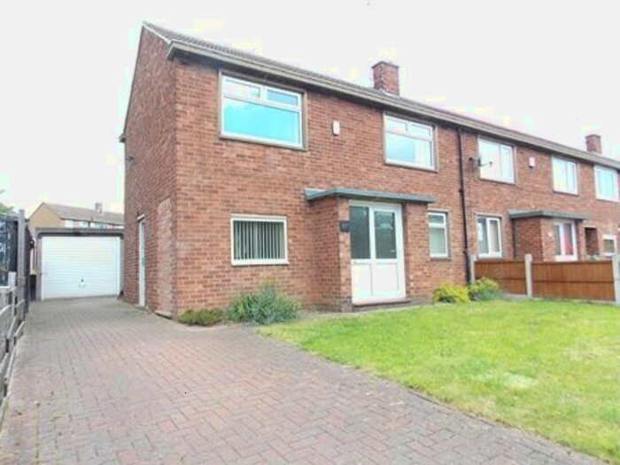 3 Bedroom Semi-Detached House To Rent In Central Avenue, Stapleford, Nottingham, NG9
