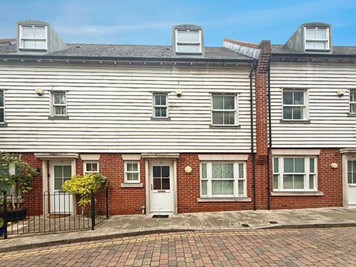 3 Bedroom Terraced House For Sale In Barton Mill Road, Canterbury, Kent, CT1
