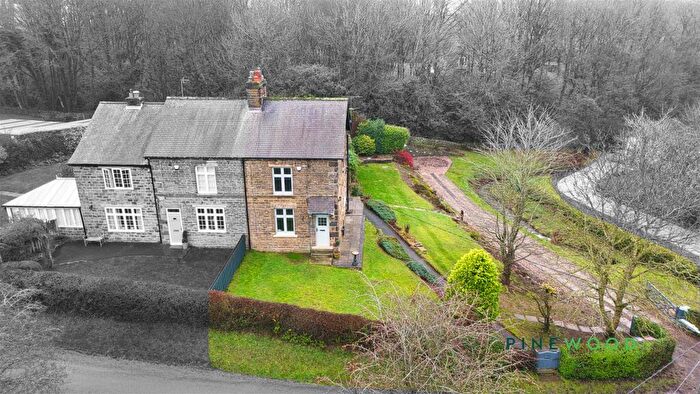 3 Bedroom Cottage For Sale In Pearce Lane, Wingerworth, Chesterfield, Derbyshire, S42