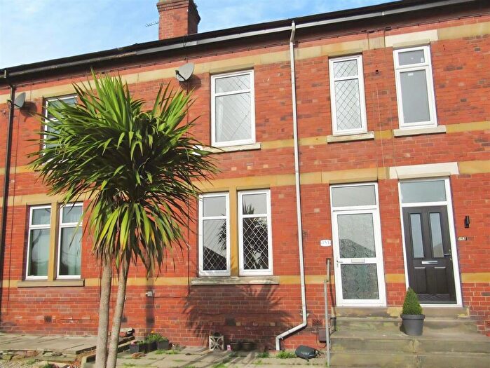 3 Bedroom Terraced House To Rent In Aberford Road, Woodlesford, Leeds, LS26