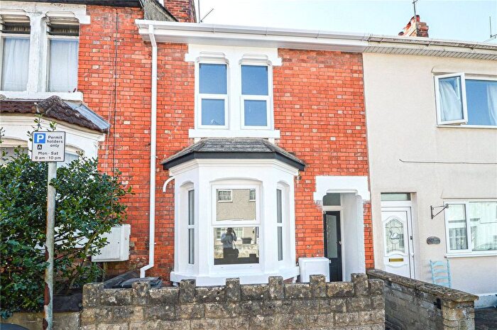 3 Bedroom Terraced House To Rent In Stanier Street, Town Centre, Swindon, SN1