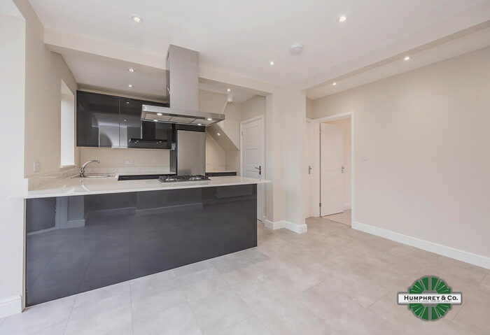 4 Bedroom End Of Terrace House To Rent In D'Arcy Gardens, Harrow, HA3