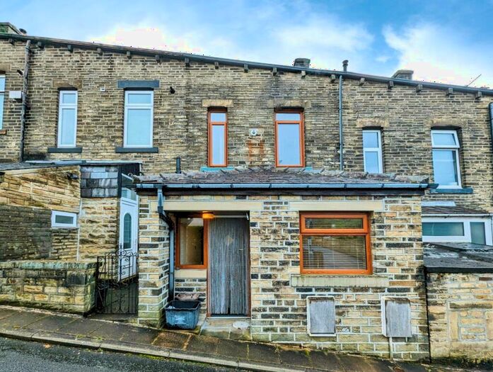 2 Bedroom Terraced House To Rent In Albert Street, Mytholmroyd, Hebden Bridge, West Yorkshire, HX7