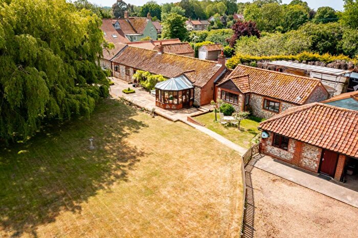3 Bedroom Semi-Detached Bungalow For Sale In Harpley, PE31