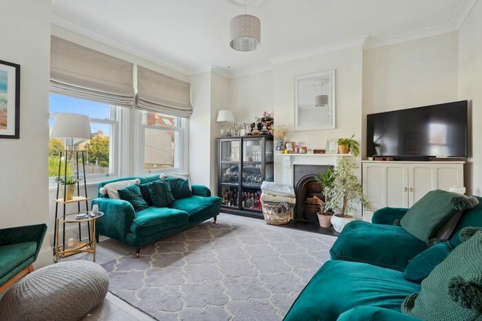 4 Bedroom Maisonette To Rent In Tranmere Road, London, SW18