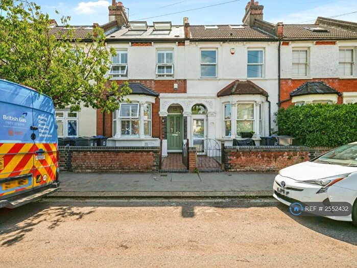4 Bedroom Terraced House To Rent In Coniston Road, Croydon, CR0