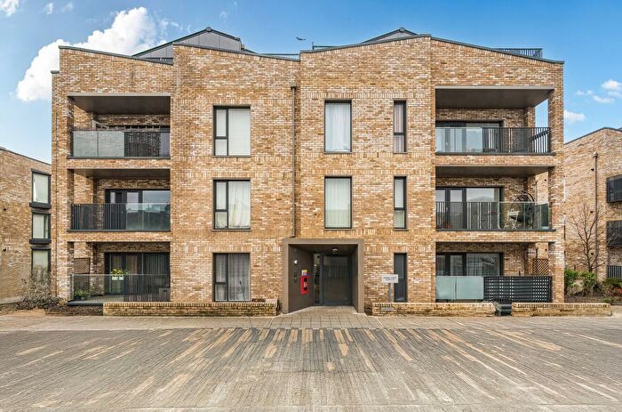 1 Bedroom Flat For Sale In Disraeli House, Breakspear Gardens, London, SW19