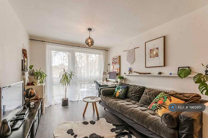 1 Bedroom Flat To Rent In Fletcher House, London, N1