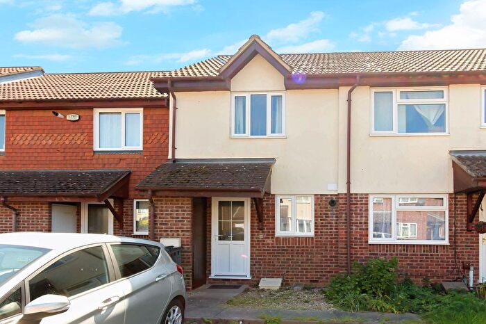 2 Bedroom Terraced House To Rent In Buckwell Close, Wellingborough, NN8