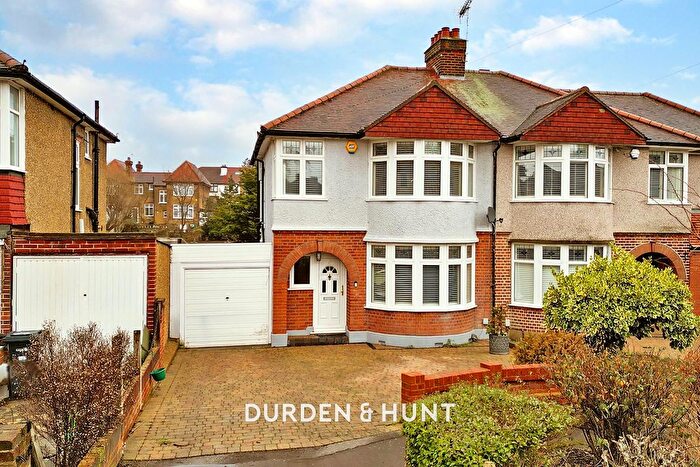 3 Bedroom Semi-Detached House To Rent In Beverley Crescent, Woodford Green, IG8