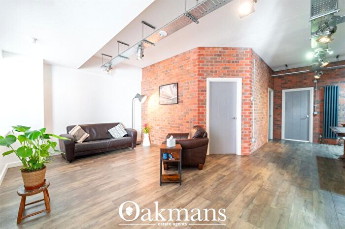 2 Bedroom Apartment For Sale In Sherborne Street, Birmingham, West Midlands, B16