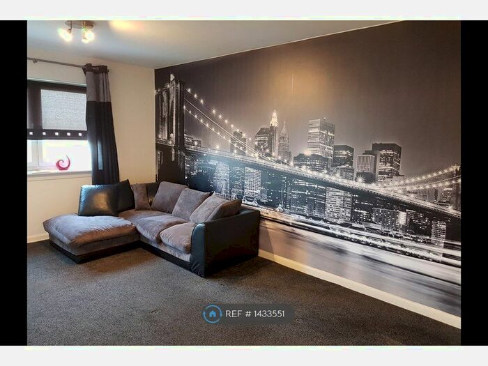 2 Bedroom Flat To Rent In Dunphail Road, Glasgow, G34