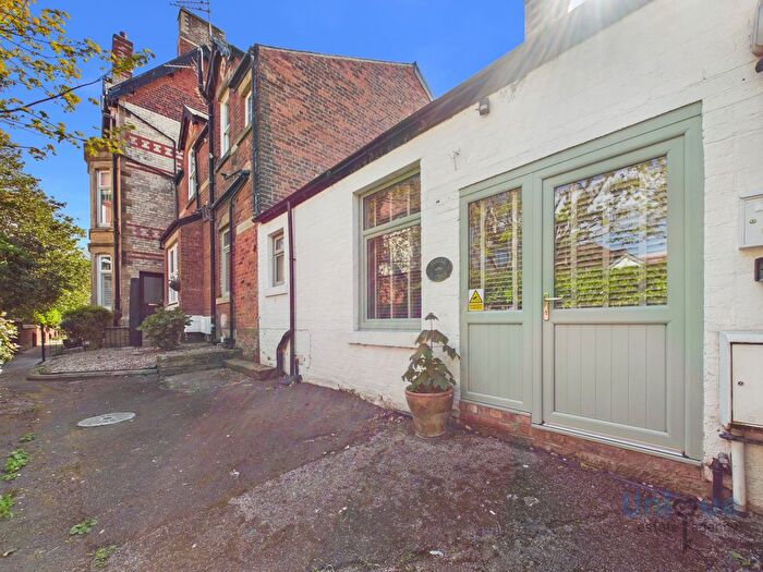 1 Bedroom Cottage For Sale In St. Annes Road East, St. Annes, Lytham St. Annes, FY8