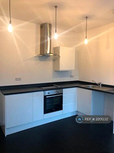 1 Bedroom Flat To Rent In Queens Road, Sheffield, S2