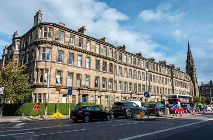 3 Bedroom Flat To Rent In Brunton Place, Edinburgh, Midlothian, EH7