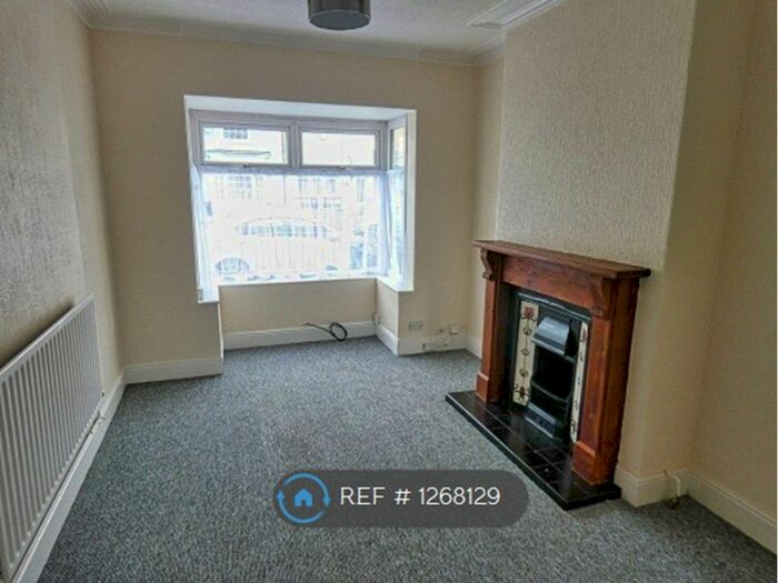 2 Bedroom Terraced House To Rent In Lovett Street, Cleethorpes DN35