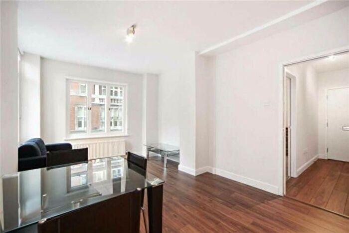 1 Bedroom Flat To Rent In Warren Court, Euston Road, London, NW1