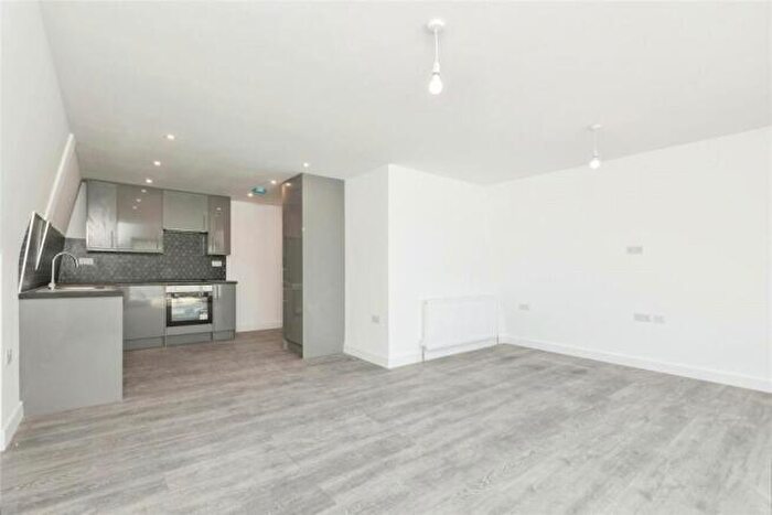 2 Bedroom Flat To Rent In High Street, Swanley, BR8