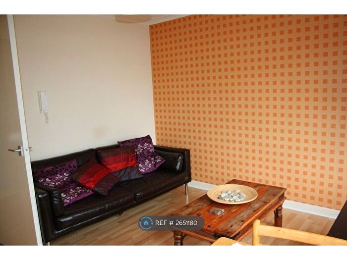 1 Bedroom Flat To Rent In Eastwood Avenue, Glasgow, G41