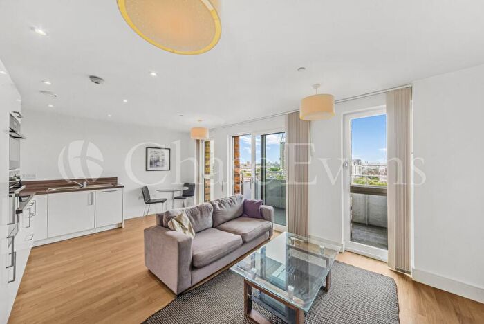1 Bedroom Flat For Sale In Ivy Point, Hannaford Walk, St. Andrew's, Bromley-By-Bow, London, E3
