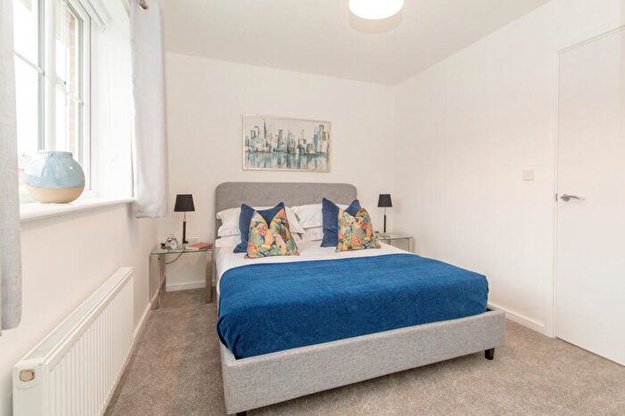 2 Bedroom Apartment To Rent In Roundhouse Way, Wellingborough, NN8