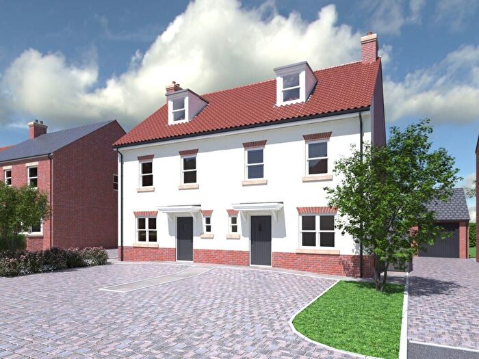 4 Bedroom Semi-Detached House For Sale In Stokesley, Middlesbrough, TS9