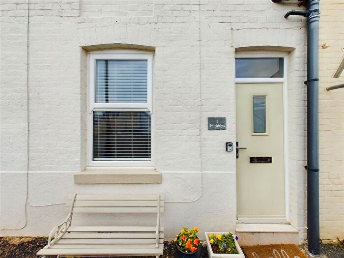 3 Bedroom Terraced House To Rent In West Sandgate Terrace, Scarborough, YO11