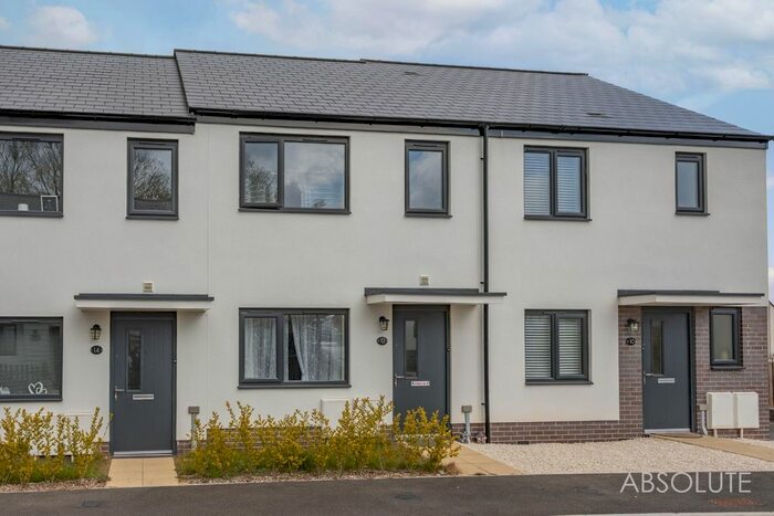 2 Bedroom Terraced House To Rent In Foxglove Way, Paignton TQ4