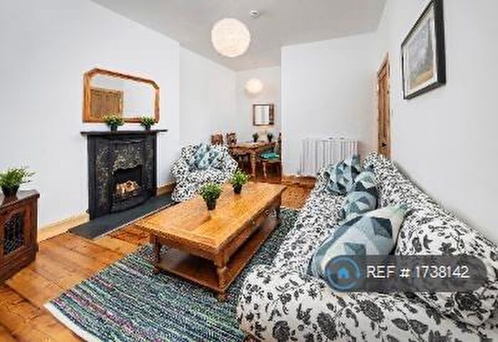 1 Bedroom Flat To Rent In Oswald Street, Falkirk, FK1