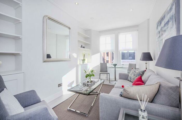 2 Bedroom Flat To Rent In Park Walk London, SW10