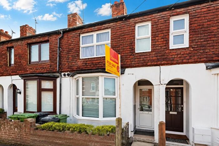 3 Bedroom Terraced House For Sale In George Street, Basingstoke, RG21