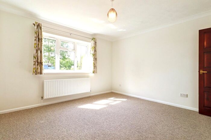 2 Bedroom Bungalow To Rent In Brookfields, Wyton, Cambs, PE28
