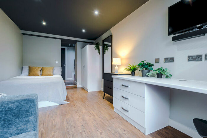 Studio To Rent In Flat, Upper New Walk, Leicester, LE1