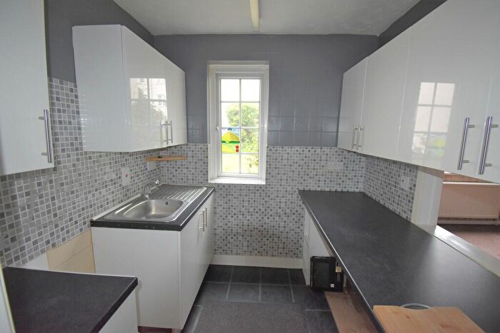 2 Bedroom Apartment To Rent In Guessens Court, Welwyn Garden City., AL8