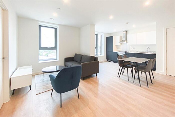 2 Bedroom Apartment To Rent In Laurence Place, M3