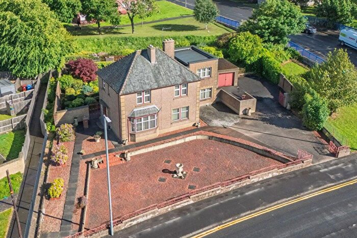 4 Bedroom Detached House For Sale In Abbots Road, Grangemouth, FK3