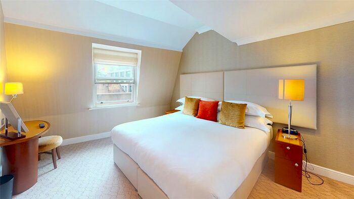 2 Bedroom Flat To Rent In Lower Thames Street, Cannon Street, EC3R