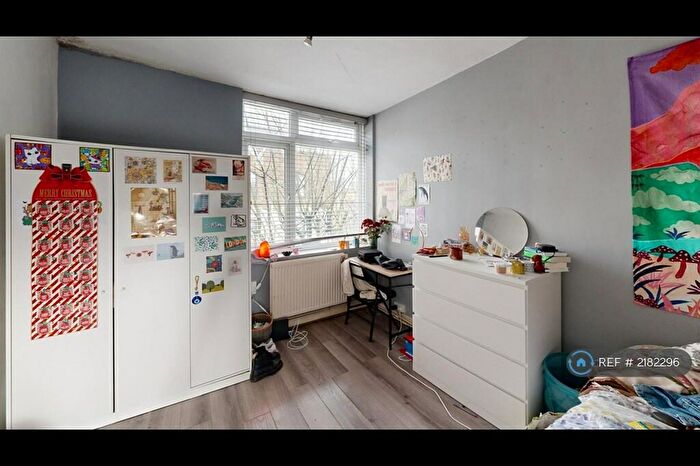 2 Bedroom Flat To Rent In Hornsey Road, London, N19