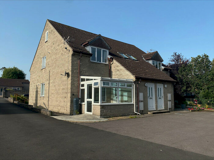 2 Bedroom Maisonette To Rent In Charlton Road, Shepton Mallet, BA4
