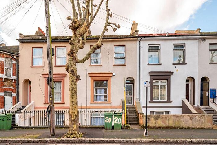 6 Bedroom Detached House For Sale In Neville, Forest Gate, London, E7