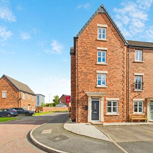 4 Bedroom Town House For Sale In Cavan Drive, Haydock, St Helens, WA11