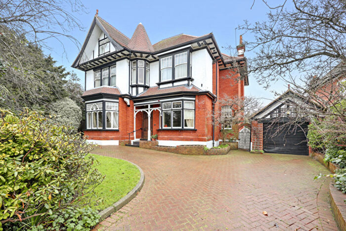5 Bedroom Detached House For Sale In Monkhams Drive, Woodford Green, IG8